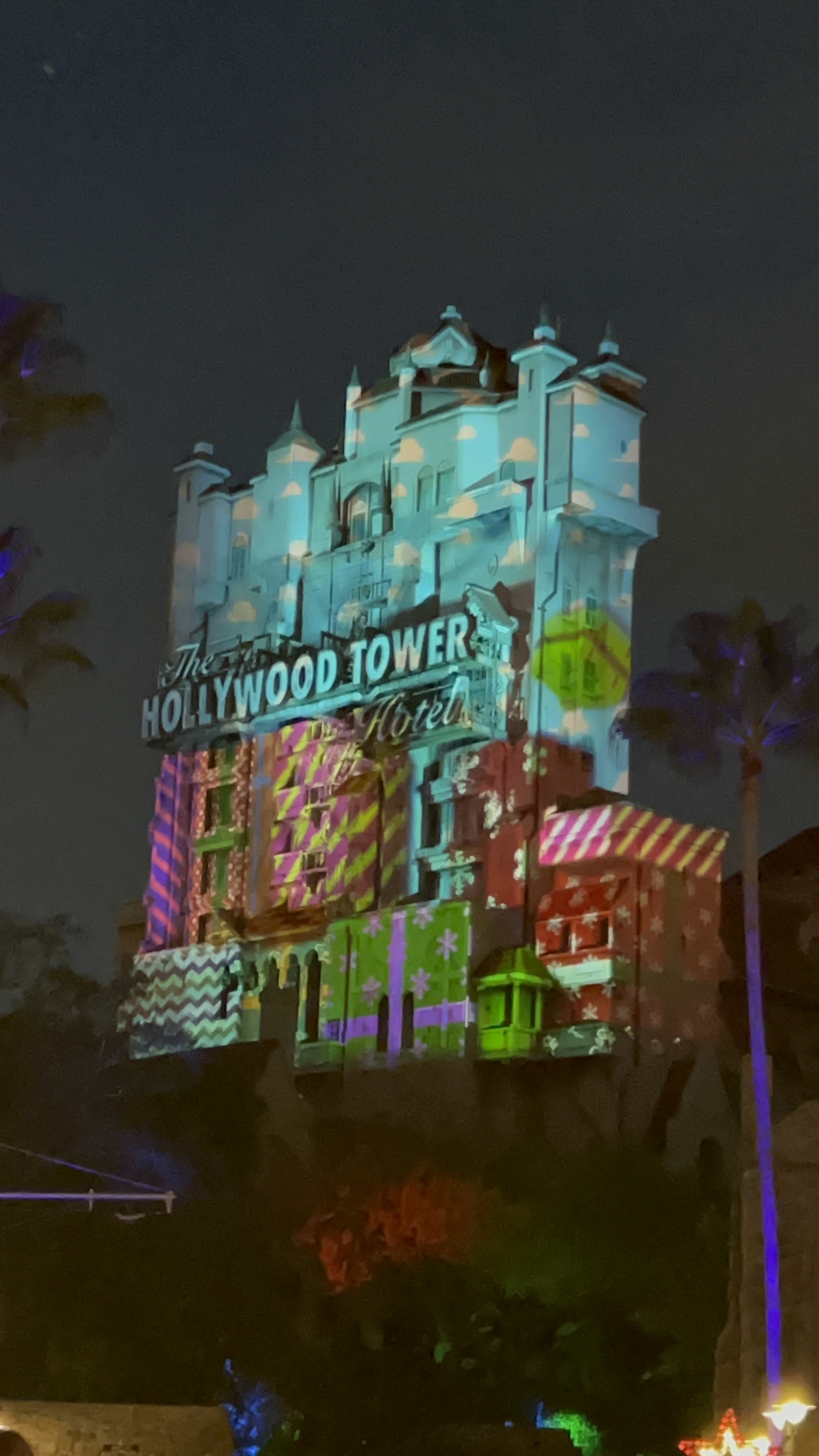 The Twilight Zone Tower of Terror プロジェクションマッピング